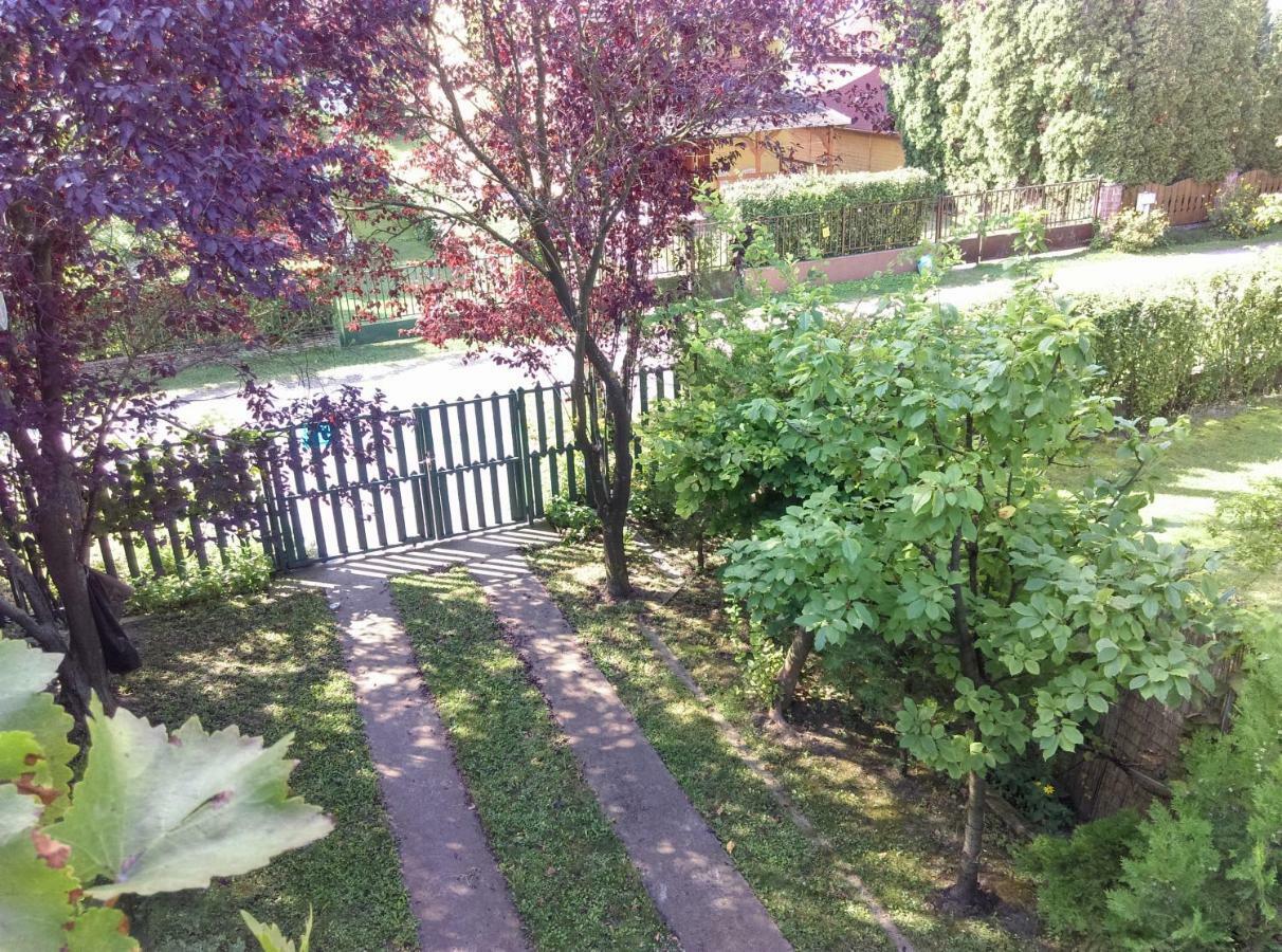 Fesztivál Nyaralóház Zamárdi Exterior foto